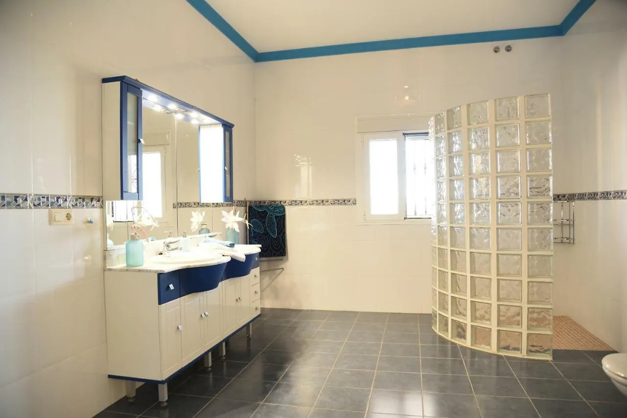 Chalet Bella Vista Lora del Rio Holiday home